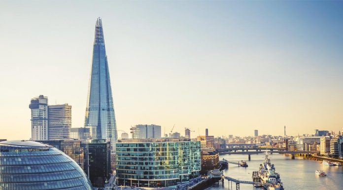 10 Tricks to Cutting Travel Costs in 2017 10 Tricks to Cutting Travel Costs in 2017